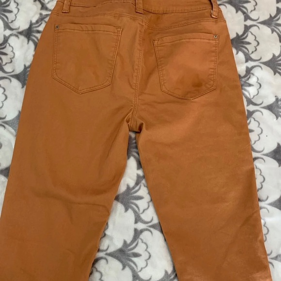 Tan Pants - Picture 4 of 4